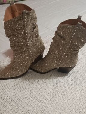 Women's Embellished Western Ankle Boots - Beige